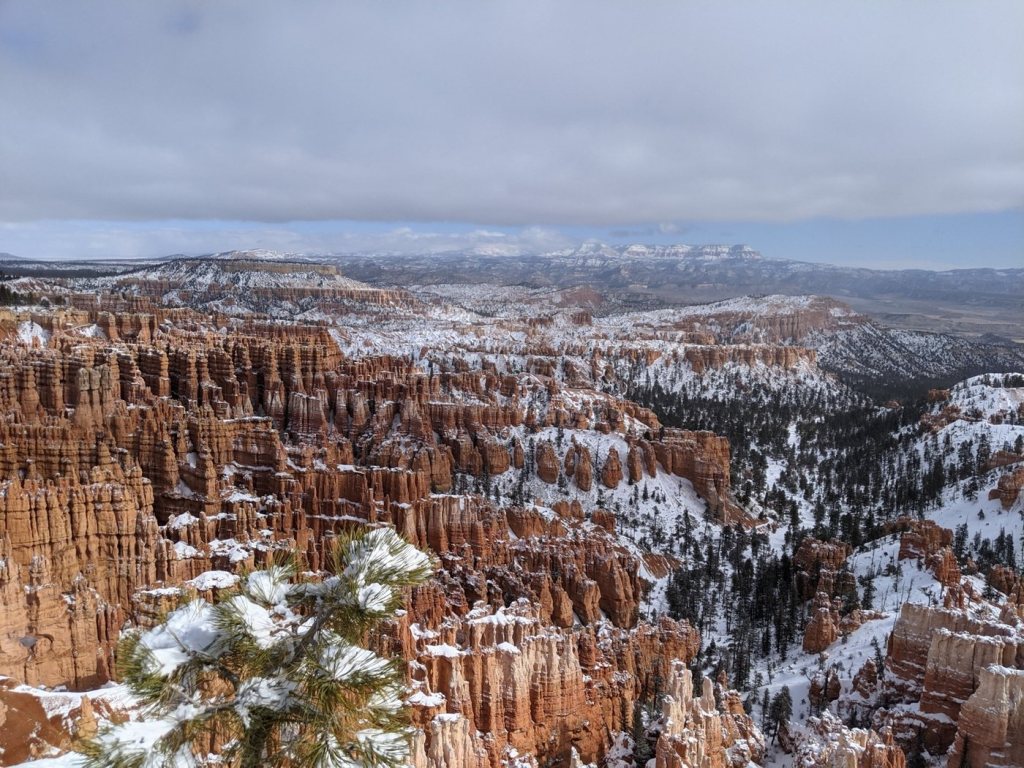 Snow-covered hoodoos across the Bryce Canyon Amphitheater