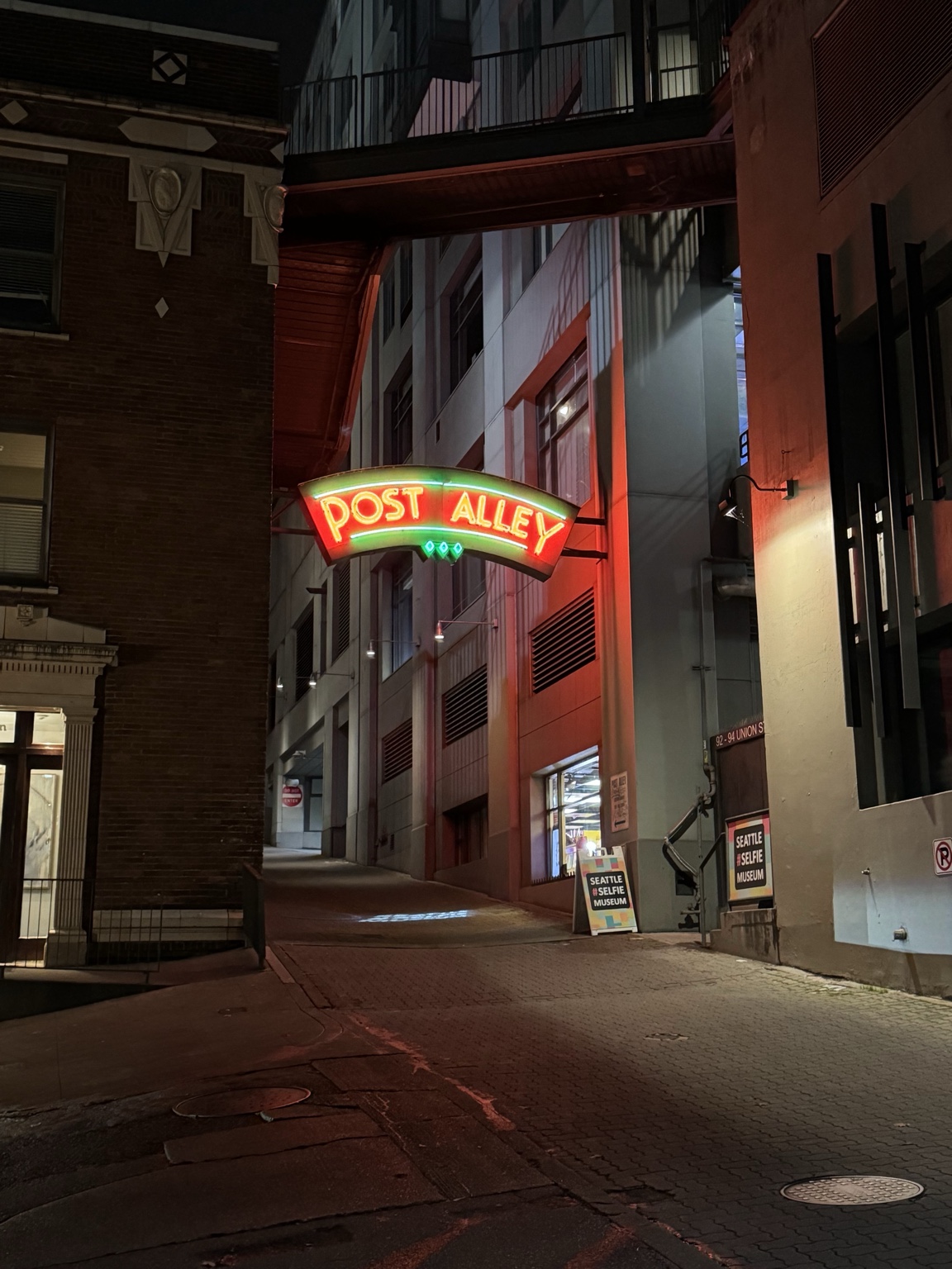 Post Alley entrance in Seattle at night